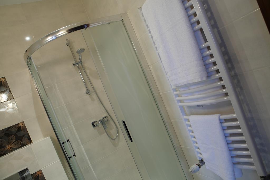 Hotel Stara Fabryka Malogoszcz Δωμάτιο φωτογραφία